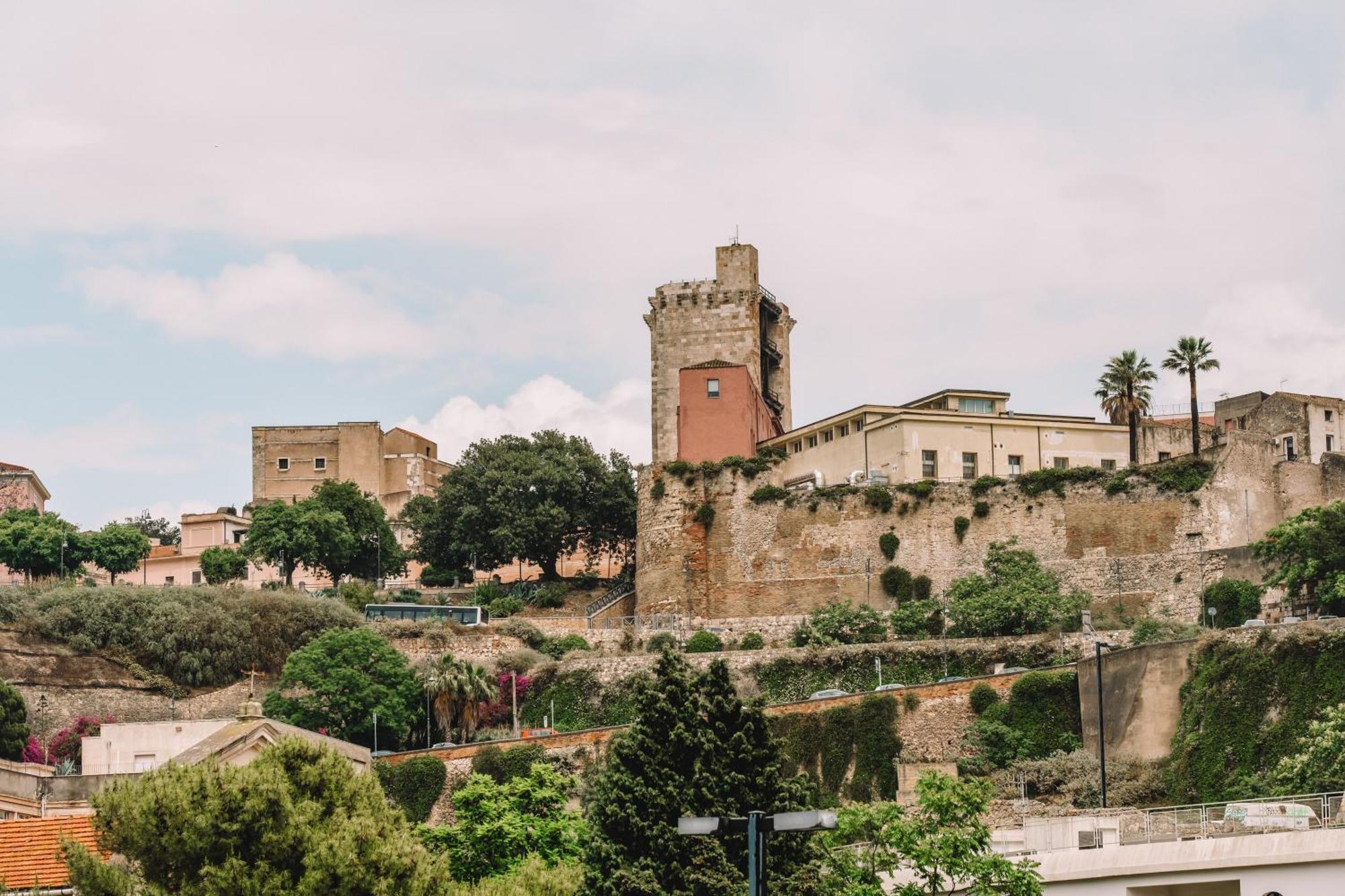Villa Le Tre Grazie Cagliari Exterior foto